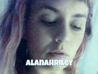 Alanah_Riley