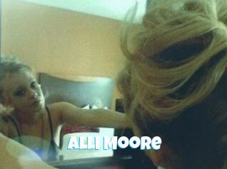 Alli_Moore