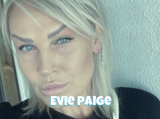 Evie_paige