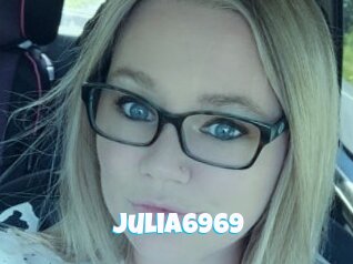 Julia6969