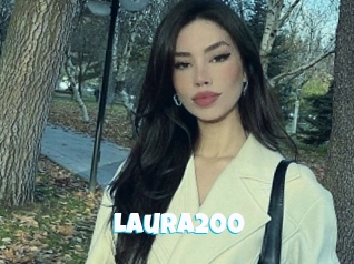 Laura200