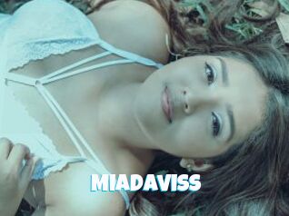 MiaDaviss