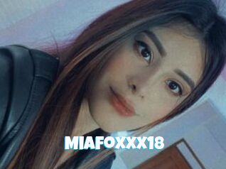 MiaFoxxx18