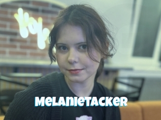 Melanietacker