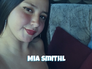 Mia_smithl