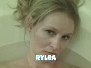 Rylea Miss Gros Seins